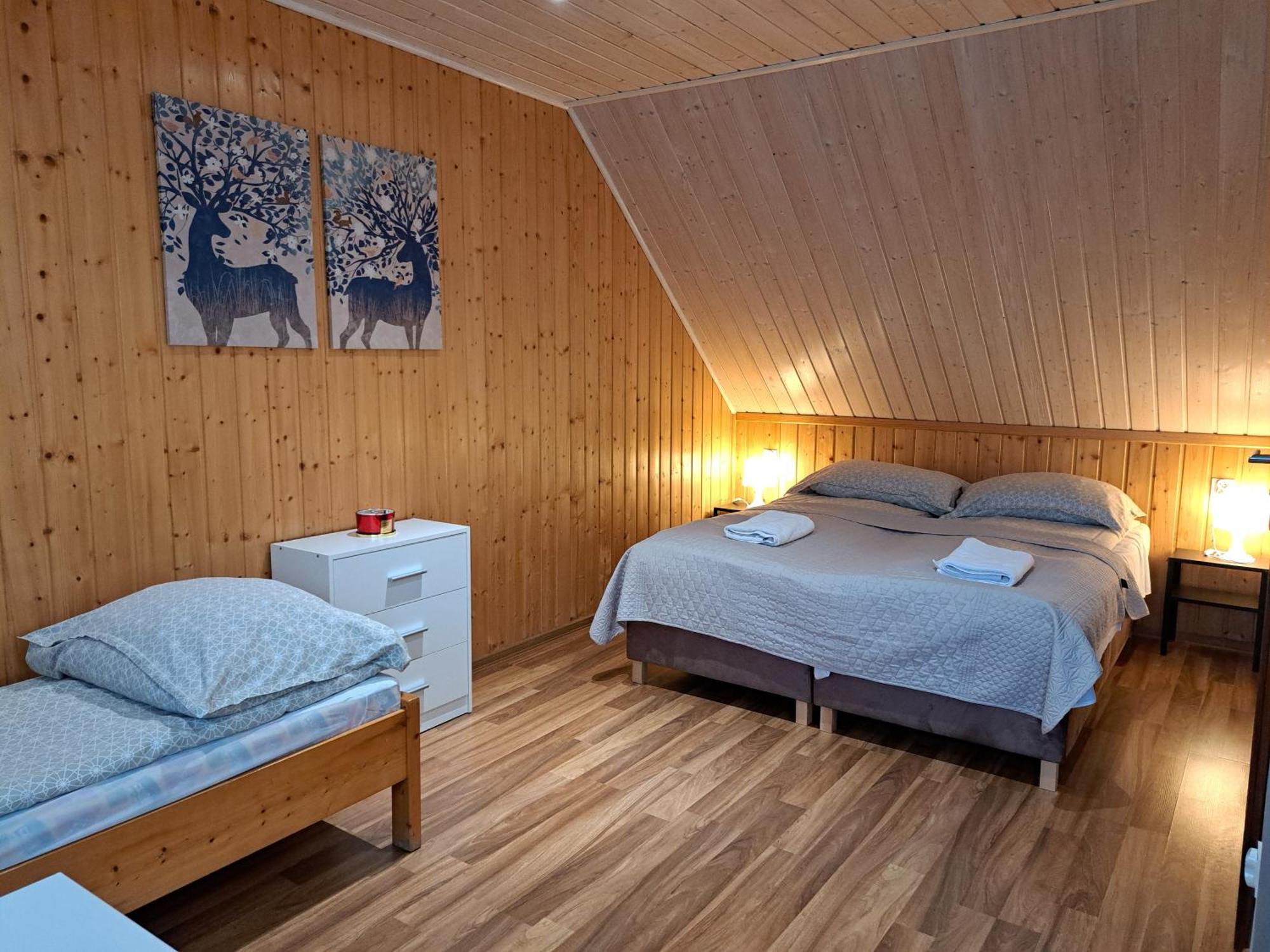 Noclegi Pod Modrzewiem Powidz  Exteriör bild