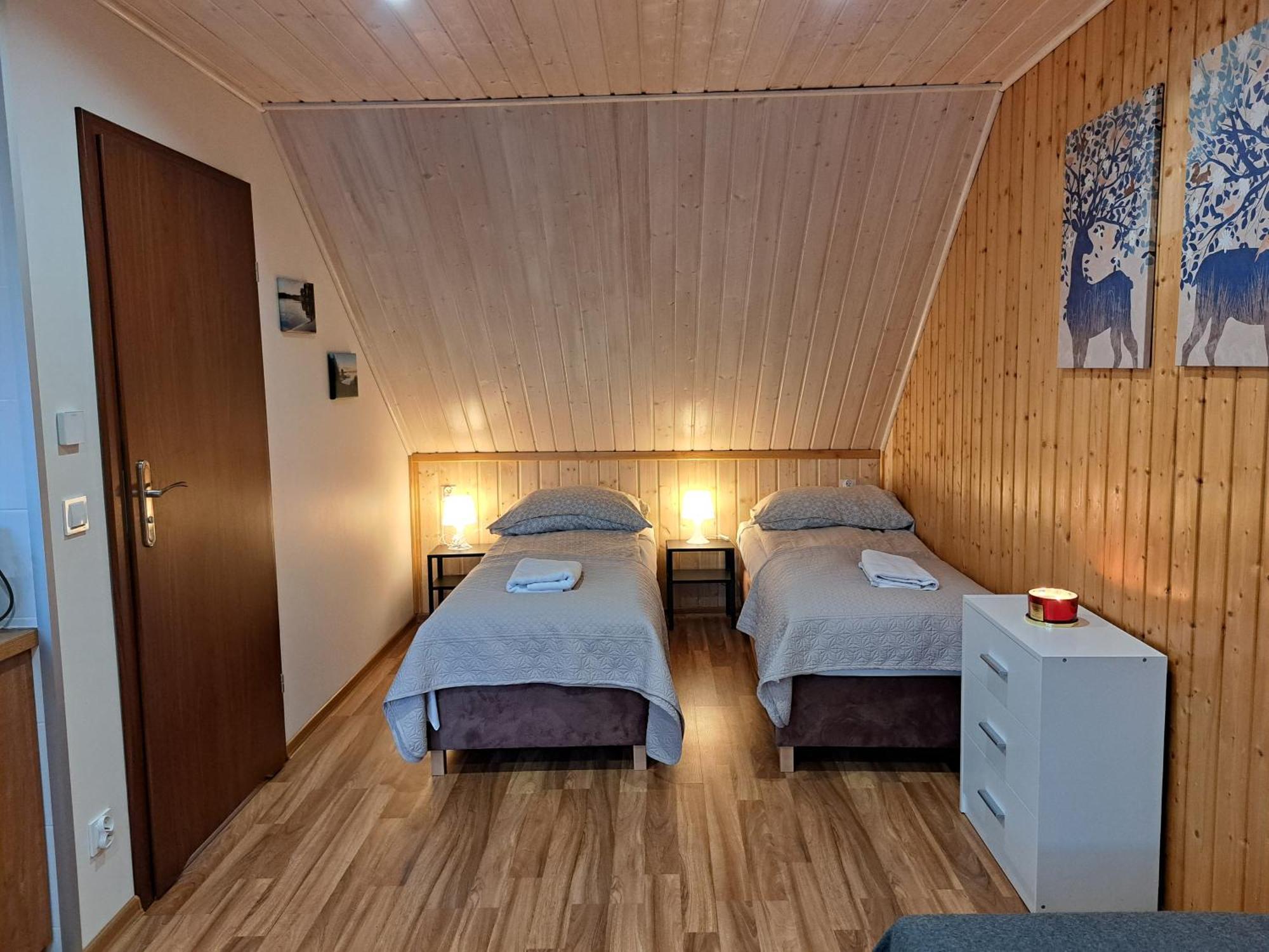 Noclegi Pod Modrzewiem Powidz  Exteriör bild
