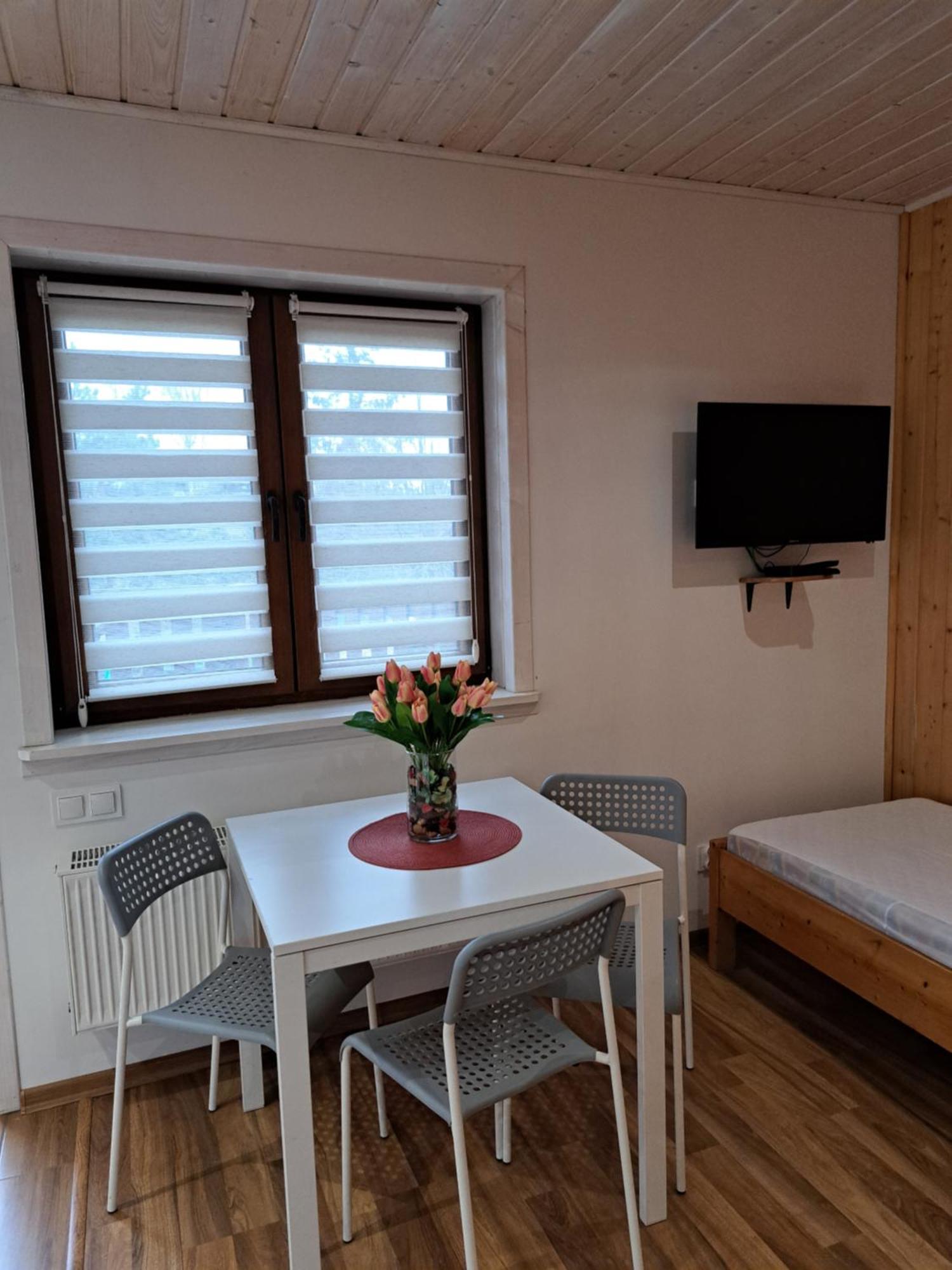 Noclegi Pod Modrzewiem Powidz  Exteriör bild