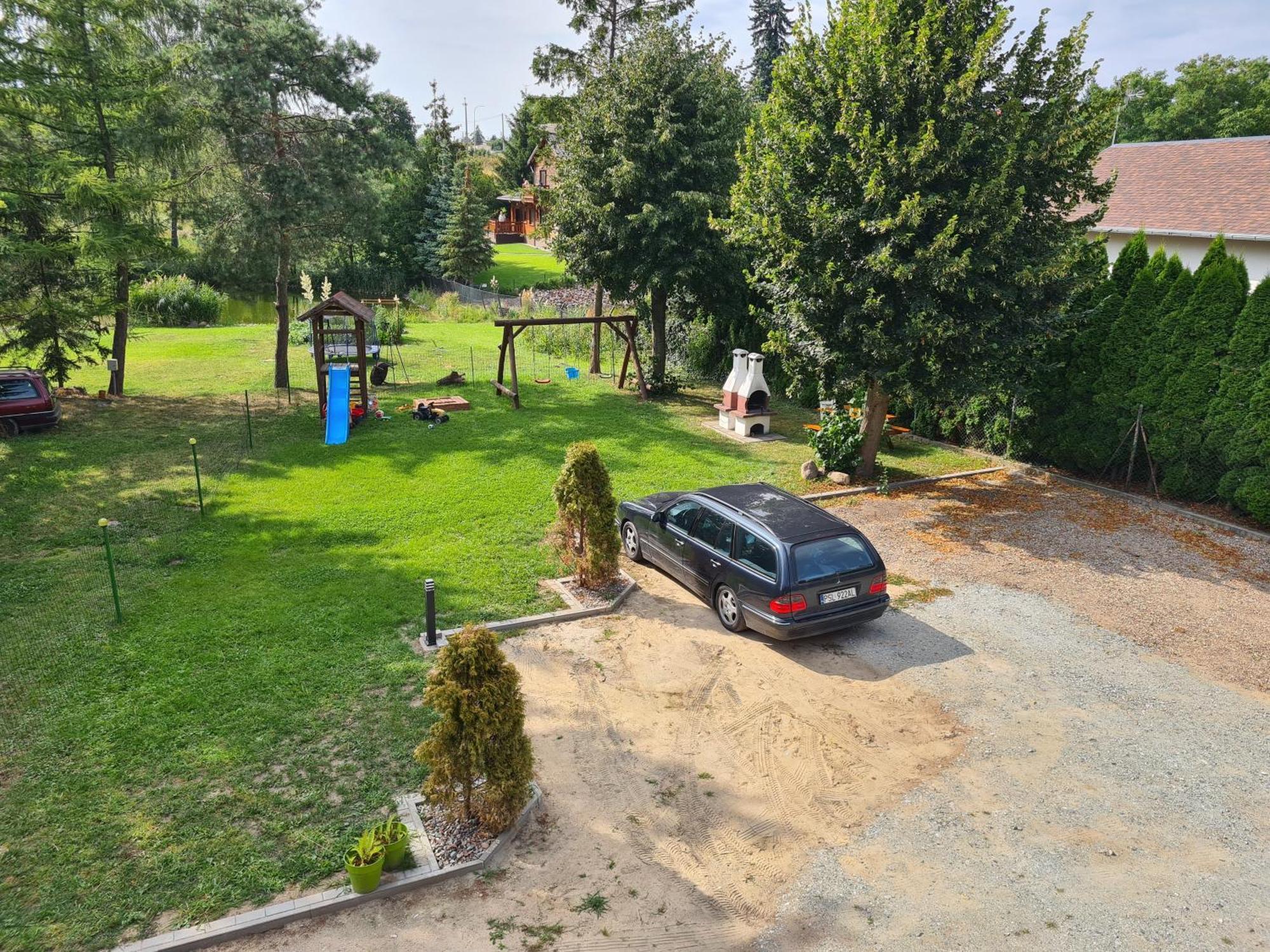Noclegi Pod Modrzewiem Powidz  Exteriör bild